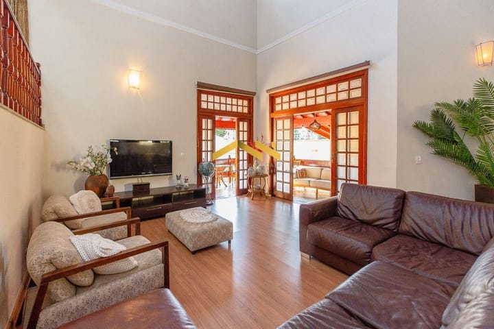 Casa à venda com 4 quartos, 550m² - Foto 34