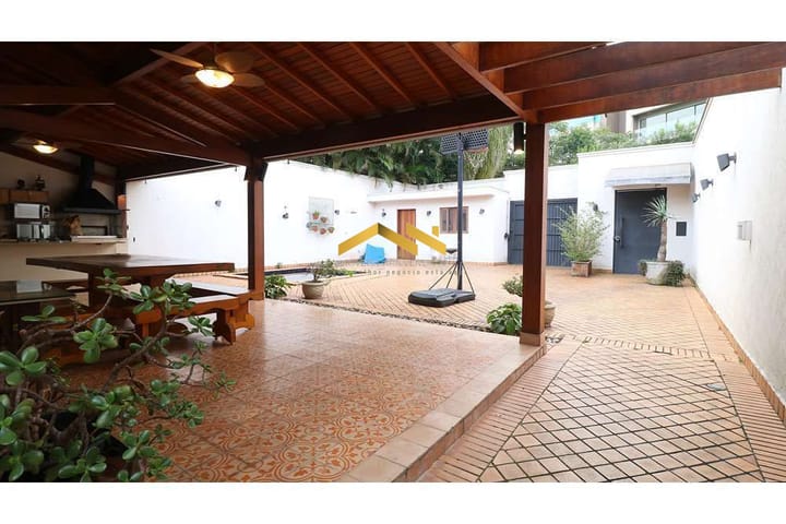 Casa à venda com 4 quartos, 350m² - Foto 11