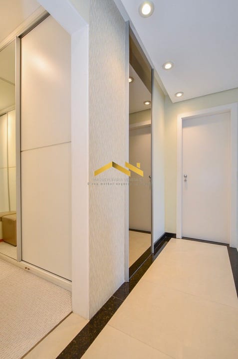 Apartamento à venda com 3 quartos, 250m² - Foto 7