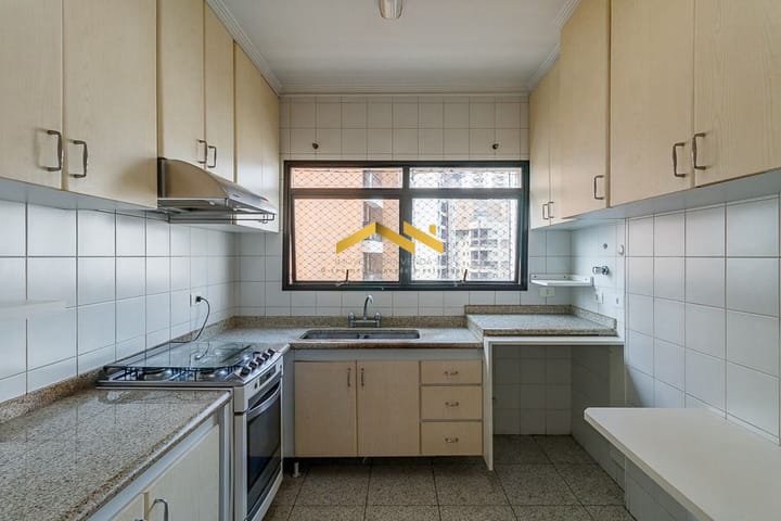 Apartamento à venda com 3 quartos, 164m² - Foto 8