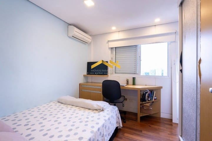 Apartamento à venda com 4 quartos, 220m² - Foto 4