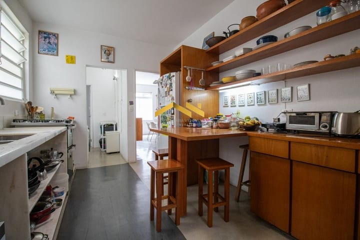 Apartamento à venda com 3 quartos, 262m² - Foto 14