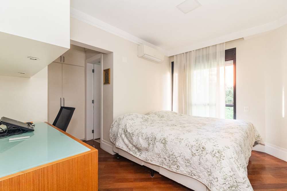 Apartamento à venda com 4 quartos, 357m² - Foto 14