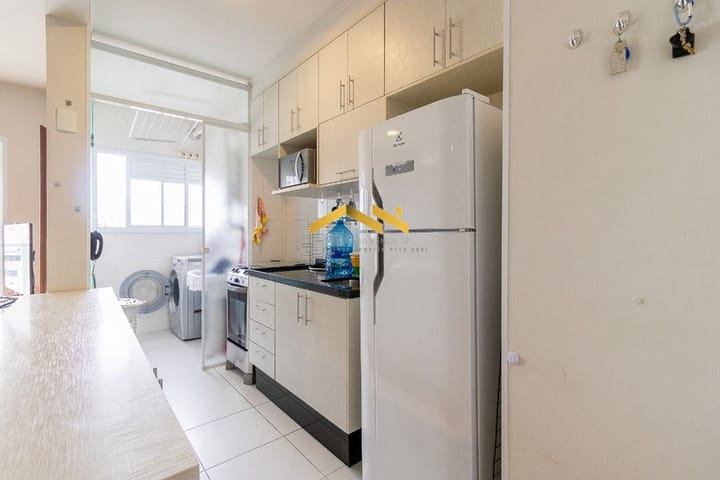 Apartamento à venda com 2 quartos, 64m² - Foto 30