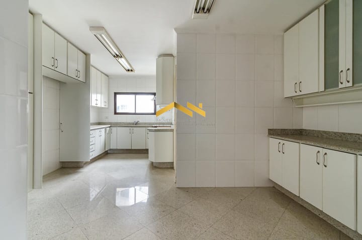 Apartamento à venda com 3 quartos, 184m² - Foto 8