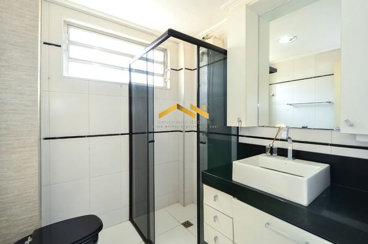 Apartamento à venda com 3 quartos, 102m² - Foto 2