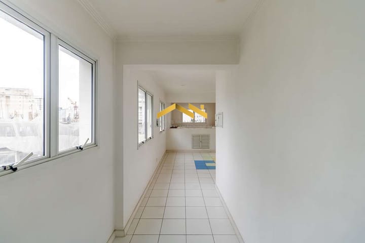 Apartamento à venda com 1 quarto, 39m² - Foto 11