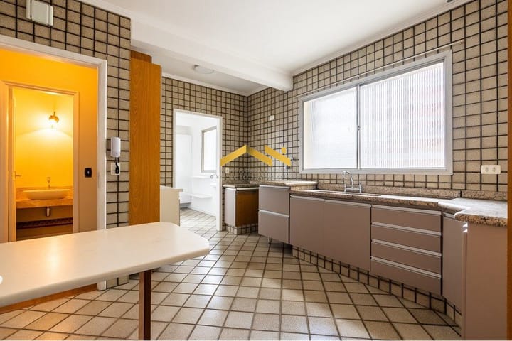 Apartamento à venda com 3 quartos, 137m² - Foto 15