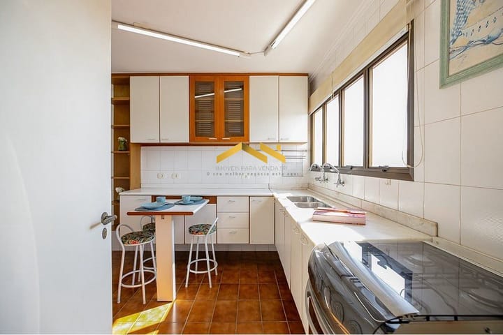 Apartamento à venda com 3 quartos, 116m² - Foto 7