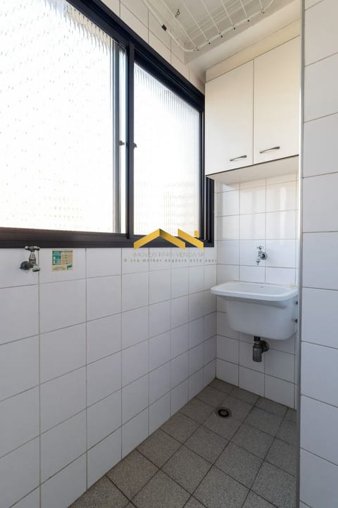 Apartamento à venda com 2 quartos, 57m² - Foto 20