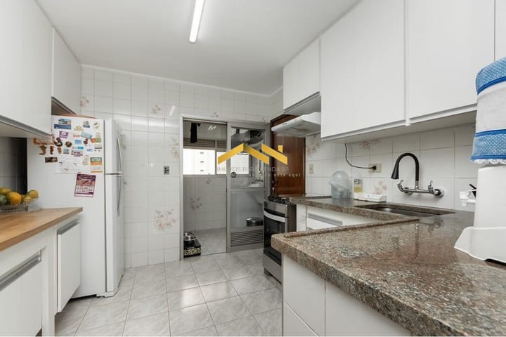 Apartamento à venda com 3 quartos, 96m² - Foto 35