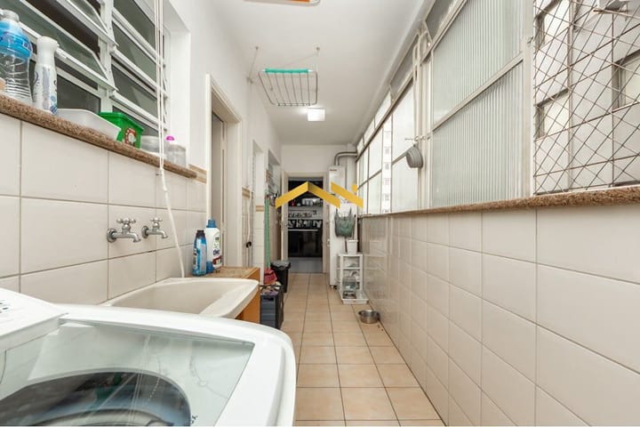 Apartamento à venda com 3 quartos, 195m² - Foto 6