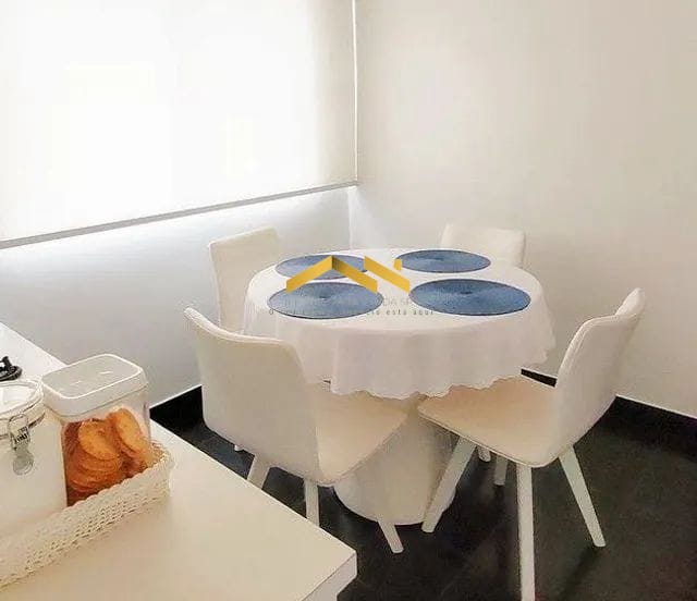 Apartamento à venda com 4 quartos, 190m² - Foto 7