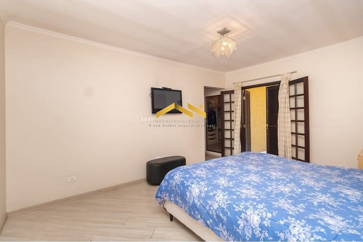 Casa à venda com 3 quartos, 380m² - Foto 16