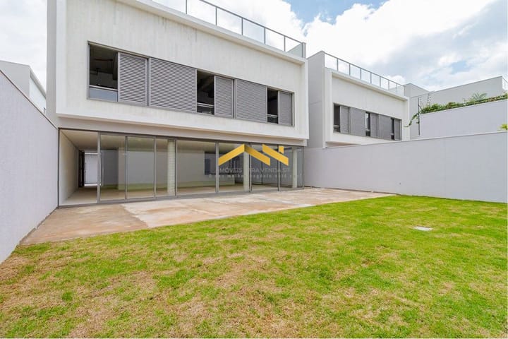 Casa à venda com 4 quartos, 600m² - Foto 24