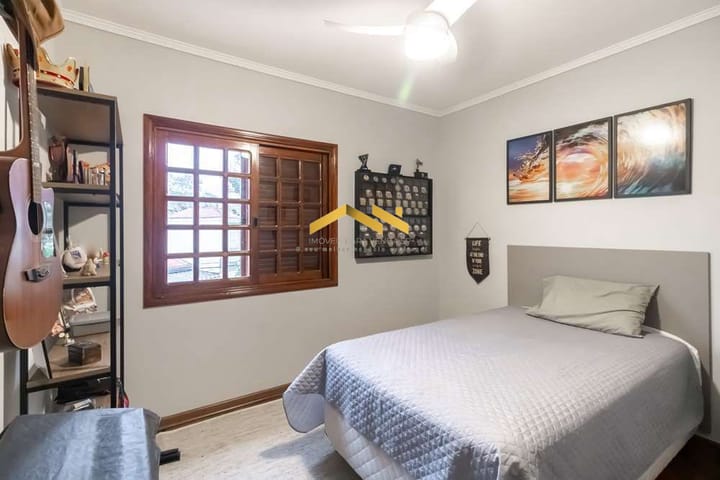 Casa à venda com 3 quartos, 373m² - Foto 15