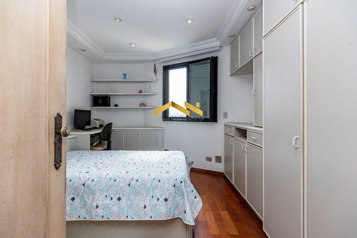 Apartamento à venda com 4 quartos, 200m² - Foto 52