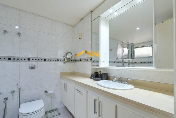 Apartamento à venda com 3 quartos, 177m² - Foto 9