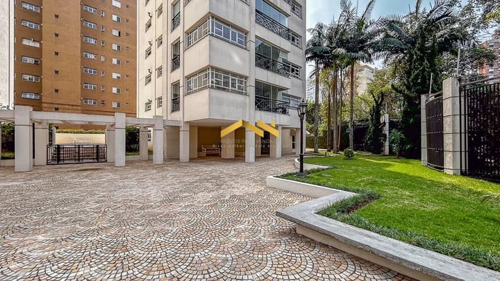 Apartamento à venda com 4 quartos, 223m² - Foto 26