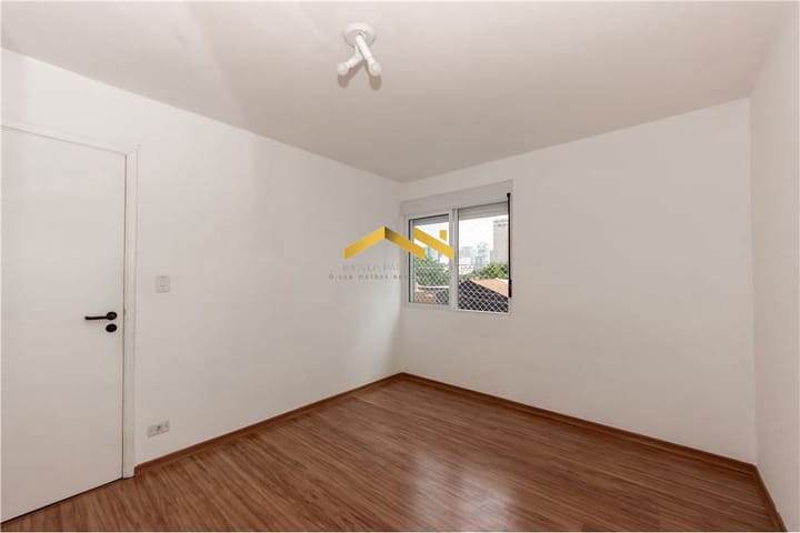 Apartamento à venda com 2 quartos, 70m² - Foto 5