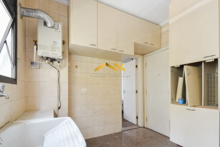 Apartamento à venda com 4 quartos, 323m² - Foto 12