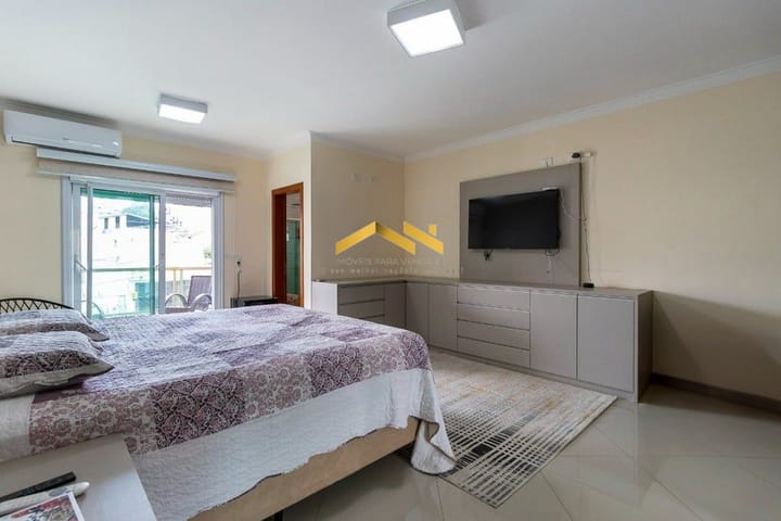 Casa à venda com 4 quartos, 213m² - Foto 13