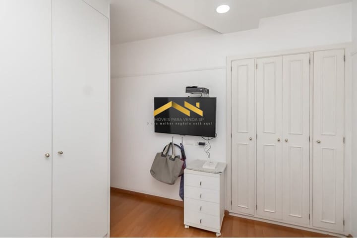 Apartamento à venda com 3 quartos, 190m² - Foto 13