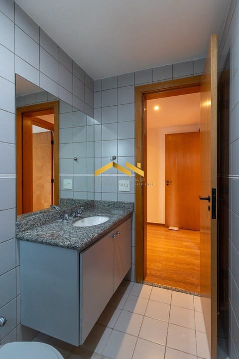 Apartamento à venda com 3 quartos, 110m² - Foto 3