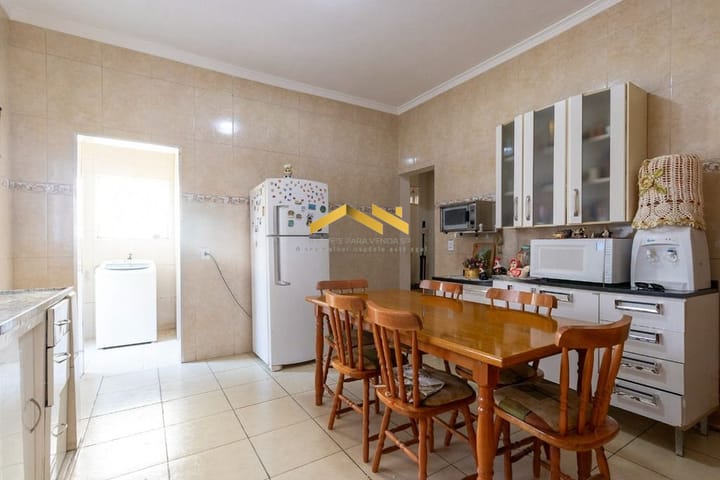 Casa à venda com 4 quartos, 400m² - Foto 7