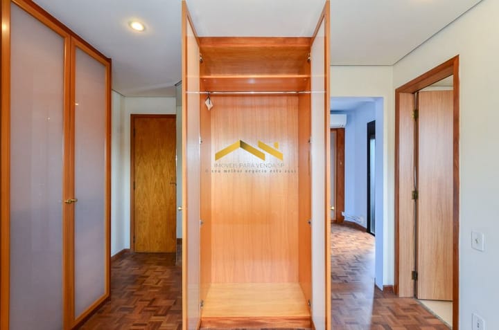 Apartamento à venda com 3 quartos, 176m² - Foto 35