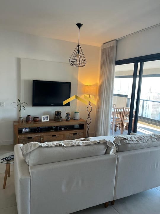 Apartamento à venda com 3 quartos, 118m² - Foto 1