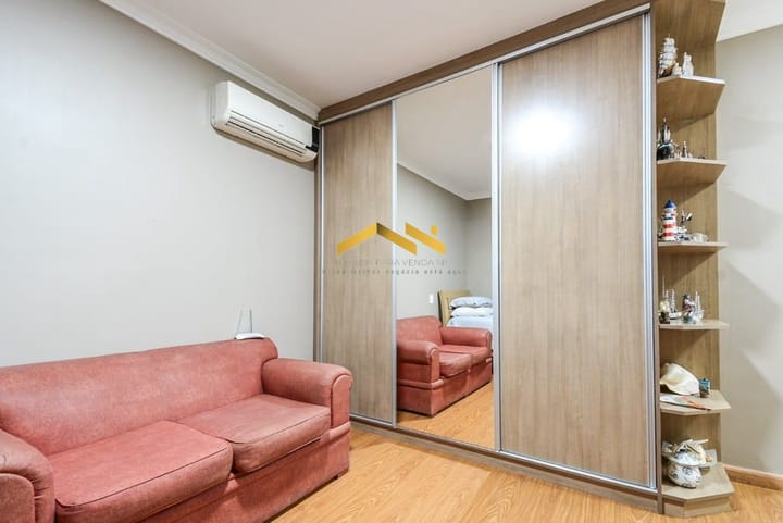 Casa à venda com 3 quartos, 215m² - Foto 14