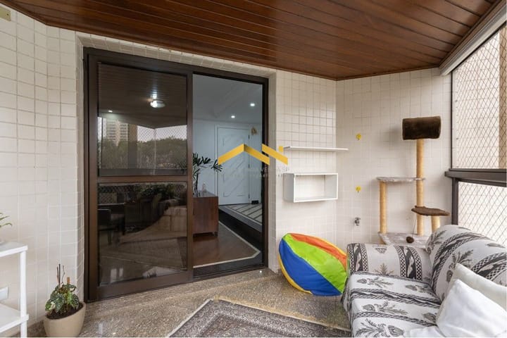 Apartamento à venda com 3 quartos, 187m² - Foto 35