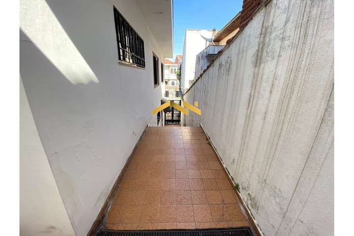 Casa à venda com 3 quartos, 250m² - Foto 9