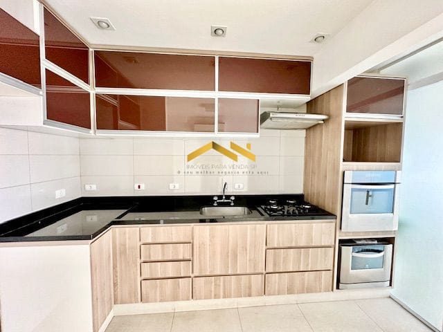 Apartamento à venda com 2 quartos, 74m² - Foto 39