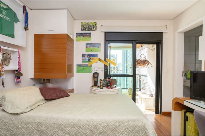 Apartamento à venda com 4 quartos, 235m² - Foto 10