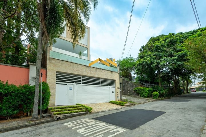 Casa à venda com 7 quartos, 800m² - Foto 22