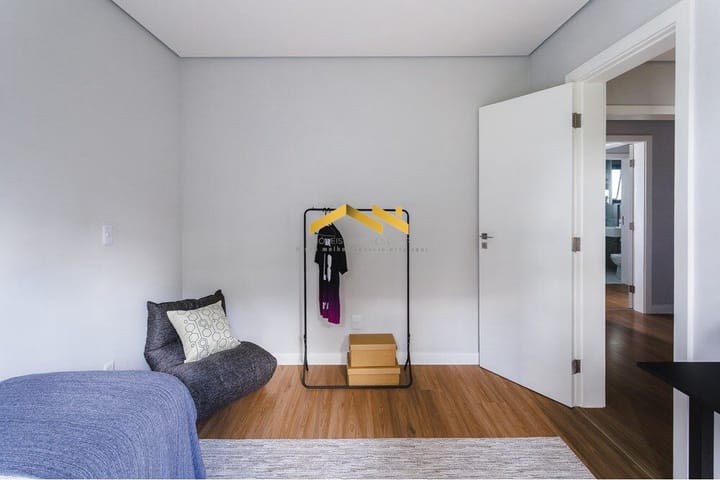 Apartamento à venda com 4 quartos, 203m² - Foto 2