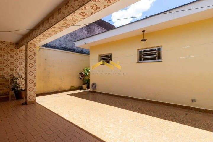 Casa à venda com 3 quartos, 280m² - Foto 2