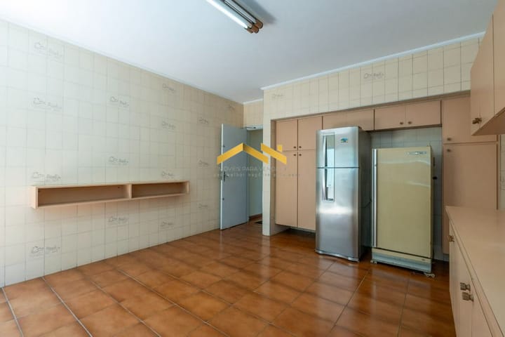 Casa à venda com 3 quartos, 217m² - Foto 22