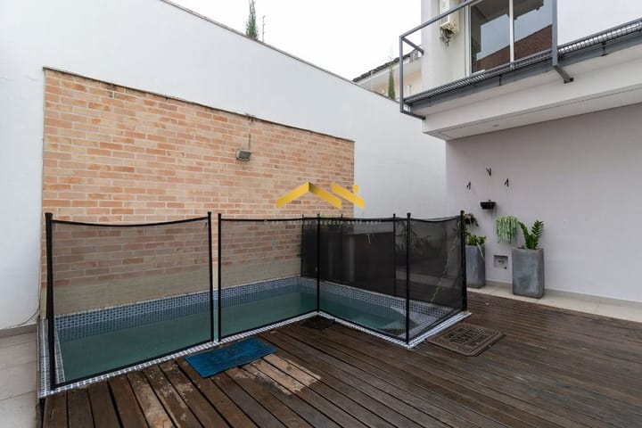 Casa à venda com 3 quartos, 286m² - Foto 2