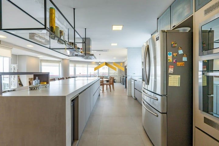 Apartamento à venda com 4 quartos, 220m² - Foto 36