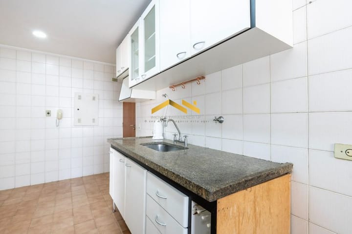 Apartamento à venda com 3 quartos, 223m² - Foto 5