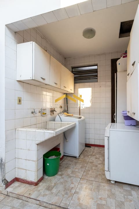 Casa à venda com 3 quartos, 200m² - Foto 15