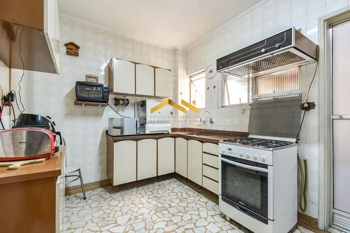 Apartamento à venda com 3 quartos, 115m² - Foto 3