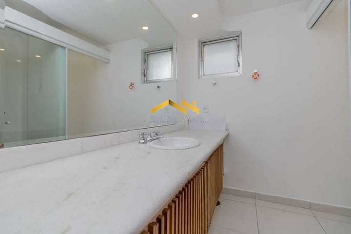 Apartamento à venda com 3 quartos, 206m² - Foto 39