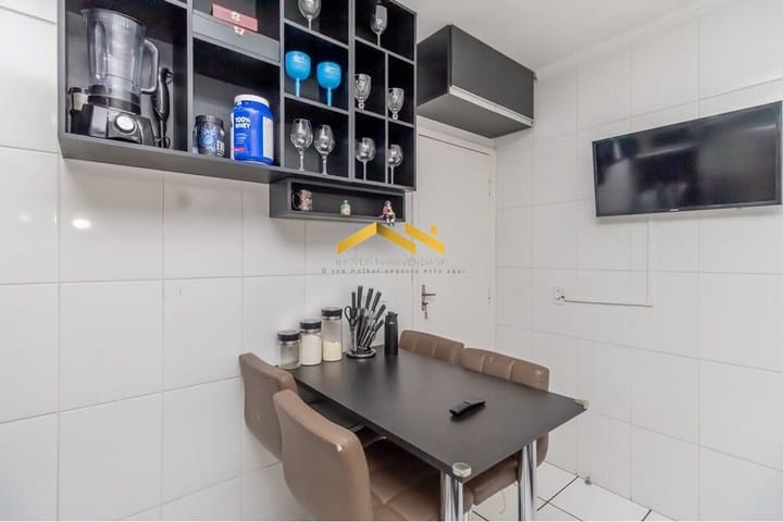 Casa à venda com 2 quartos, 90m² - Foto 13