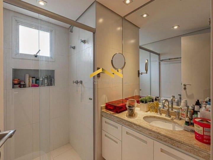 Apartamento à venda com 4 quartos, 239m² - Foto 19