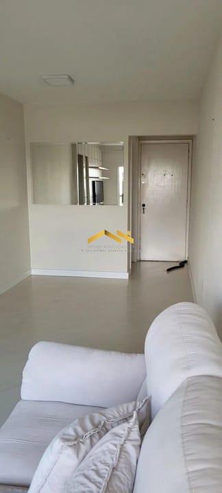 Apartamento à venda com 2 quartos, 65m² - Foto 1