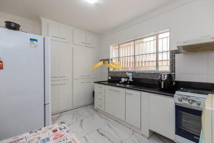 Casa à venda com 4 quartos, 131m² - Foto 10